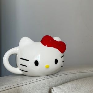 HELLO KITTY MUG